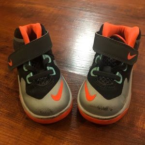 🔴 Nike hightops •